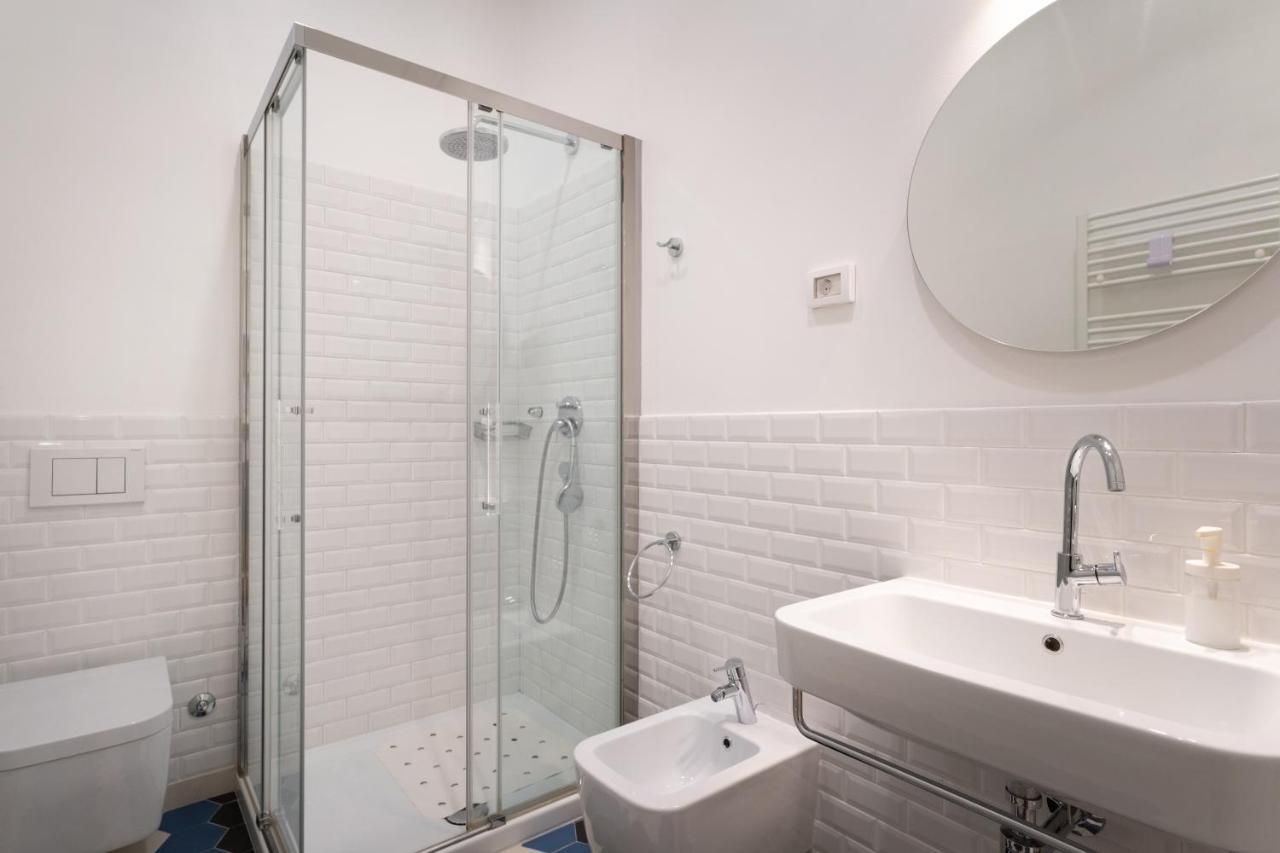 Mimi Carera Apartment & Room ロヴィニ エクステリア 写真
